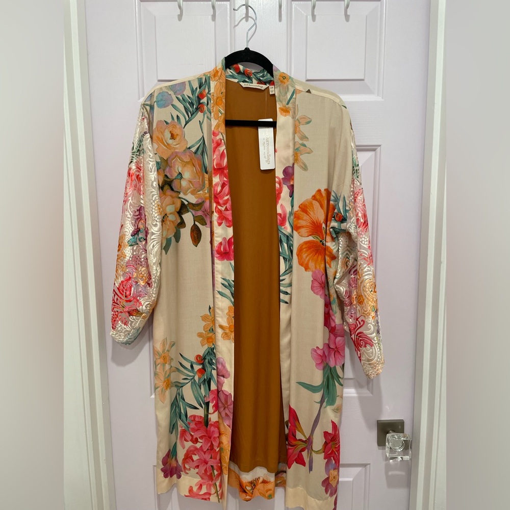NWT Soft Surroundings Enchanted Orchid Topper in Lotus Size S/M